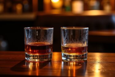 Bourbon ou whisky : origines, ingrédients et saveurs, les clés pour les distinguer